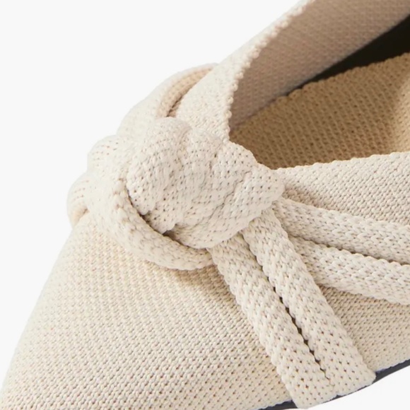 Rothy's The Knot Point ii, Size 8, Color Conch - Picture 3 of 8